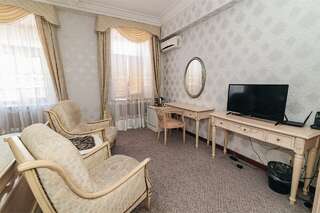 Гостиница АнглитерЪ Вологда Джуниор Сюит-3