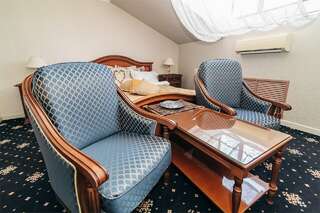 Гостиница АнглитерЪ Вологда Джуниор Сюит мансардный-1