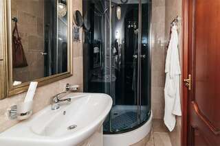 Гостиница АнглитерЪ Вологда 1 Категории мансардный-3